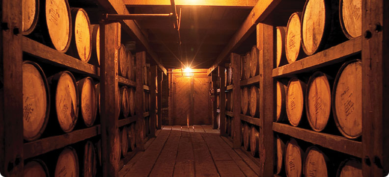 Bourbon_Barrels